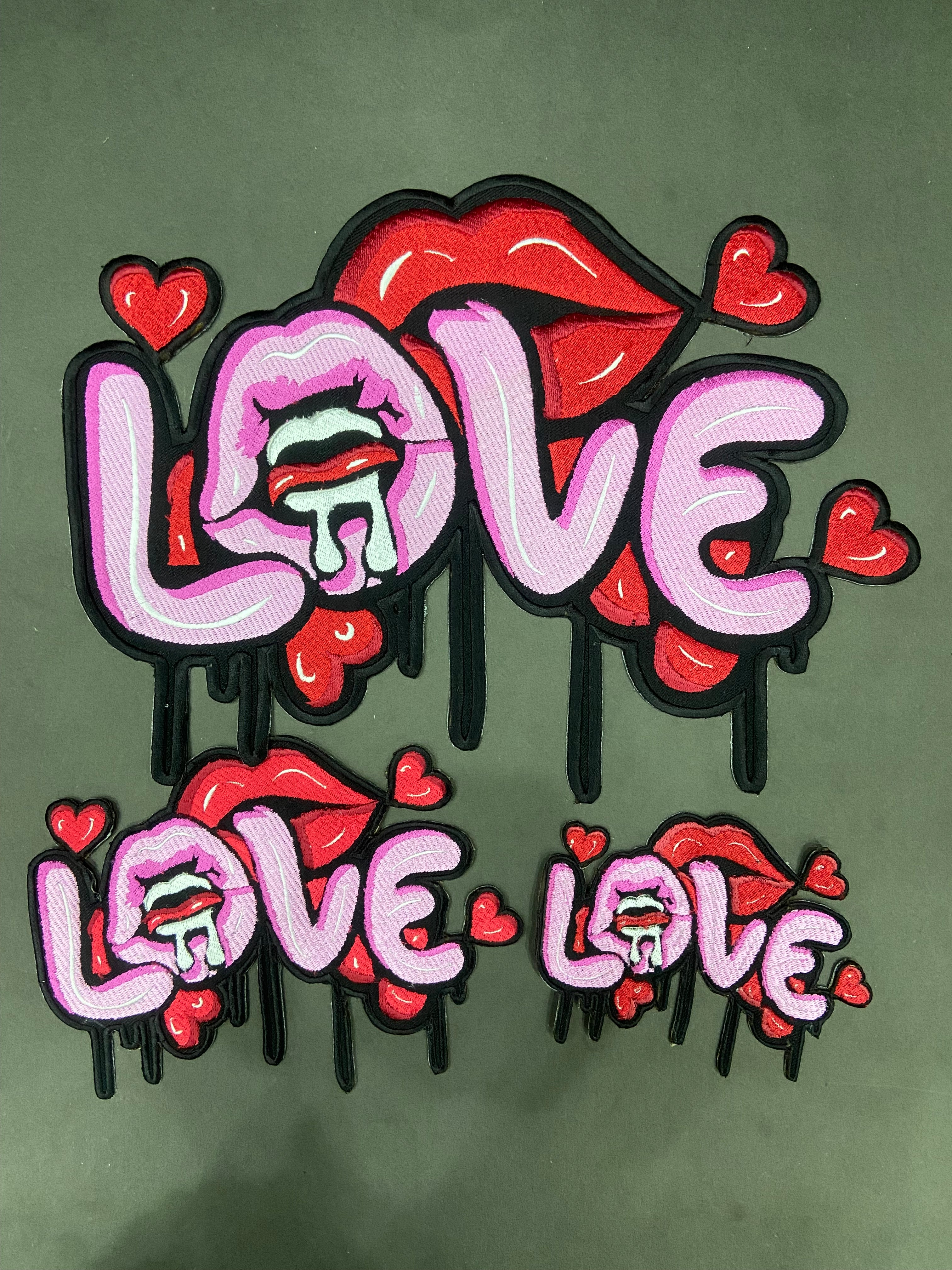 Dripping Love Lips Embroidered Patch – Streetwear Graffiti Applique Iron-On / Sew On for Jackets & Bags