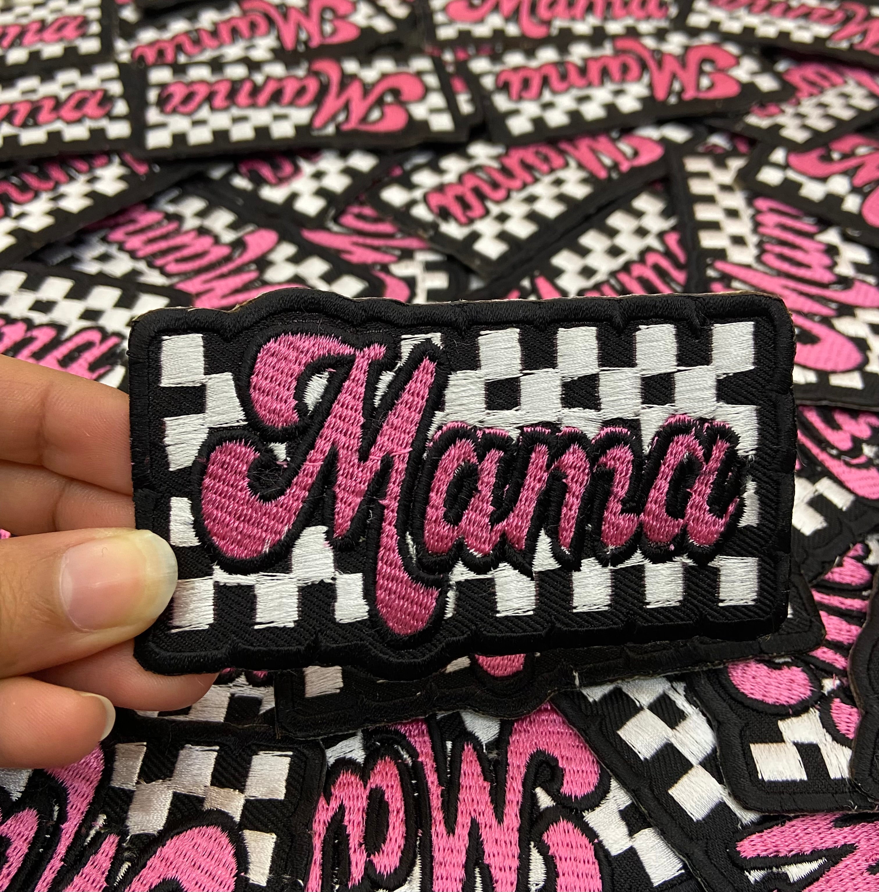 Retro Pink "Mama" Checkered Embroidered Patch – Trendy Trucker Hat Applique