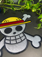 Straw Hat Pirates Patch: Anime Skull & Crossbones - Iron-on or Sew-on