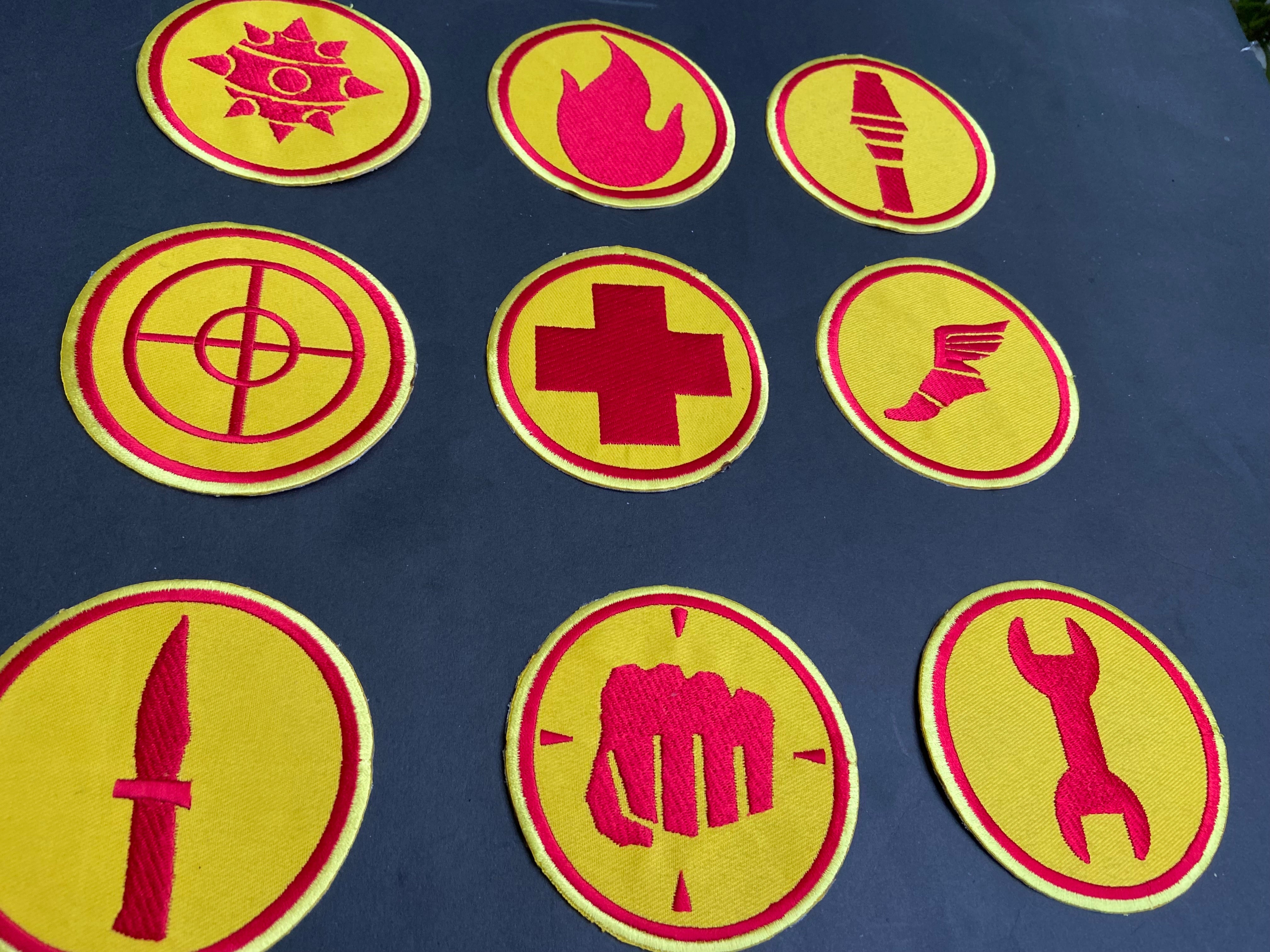 Team Fortress 2 RED Uniform Set Patches Embroidery Iron On Sew Badge DIY Prop Costume TF2 Pyro Soldier Spy Scout Medic Engineer Heavy Sniper