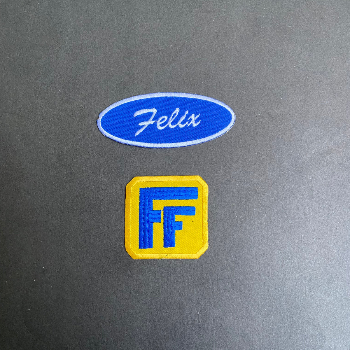 Fix it right the first time with this premium 2-piece Fix-It Felix Jr. embroidered patch set! Perfect for DIY cosplayers, Halloween costumes, and retro arcade fans looking to recreate Felix’s iconic look with absolute accuracy.